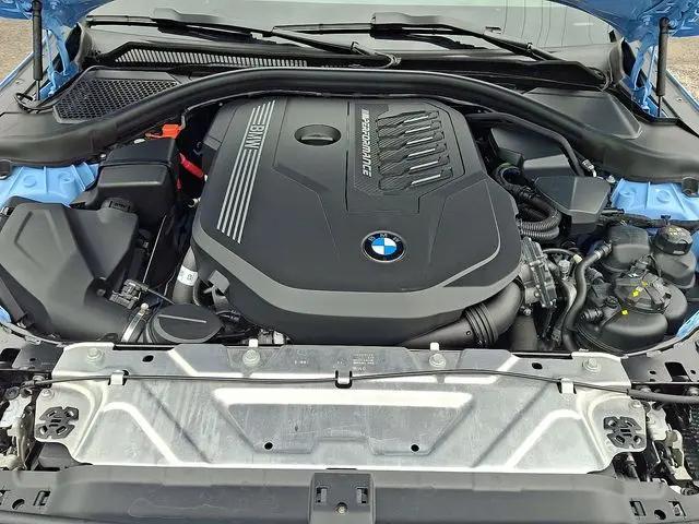 2025 BMW M240 i xDrive