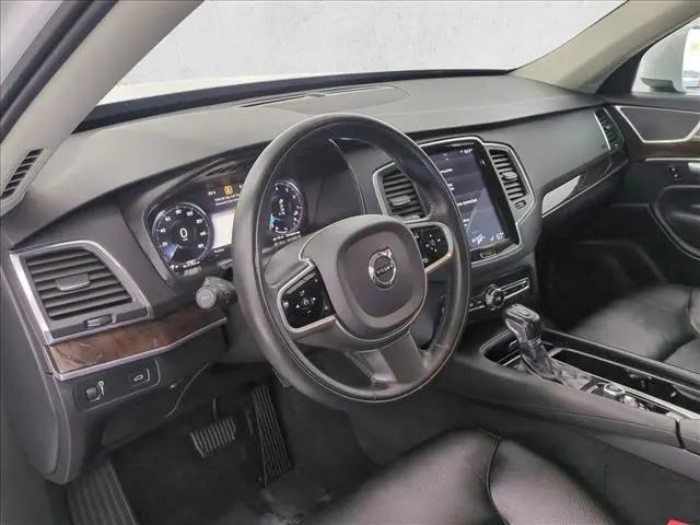 2019 Volvo XC90 T6 Momentum