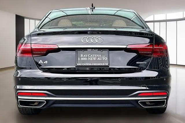 2023 Audi A4 Premium 45 TFSI S line quattro S tronic