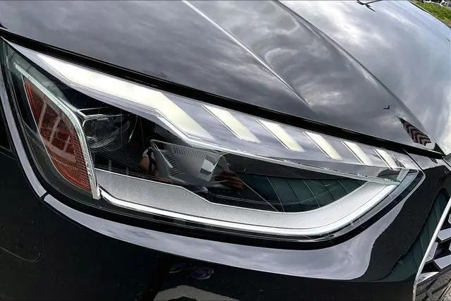 2023 Audi A4 Premium 45 TFSI S line quattro S tronic