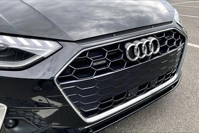 2023 Audi A4 Premium 45 TFSI S line quattro S tronic