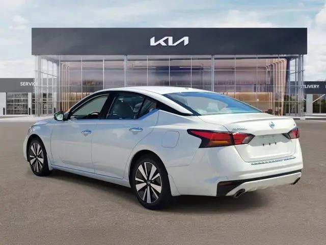 2021 Nissan Altima SL FWD