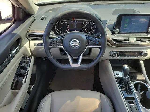 2021 Nissan Altima SL FWD