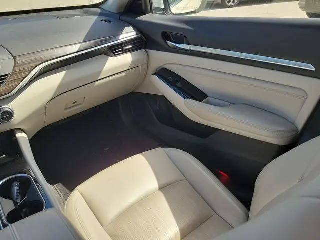 2021 Nissan Altima SL FWD