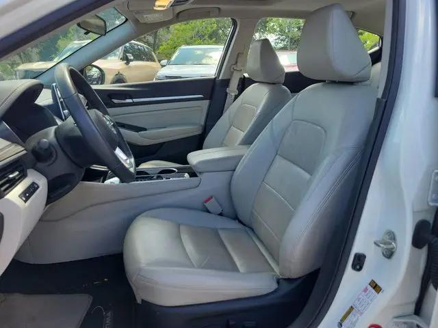 2021 Nissan Altima SL FWD