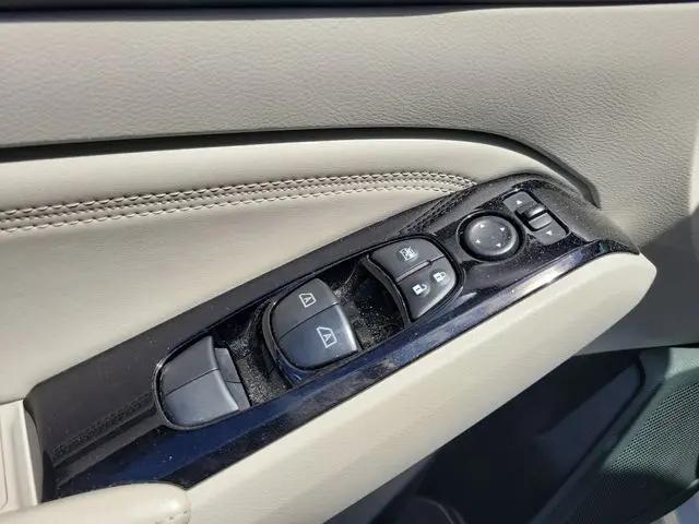 2021 Nissan Altima SL FWD
