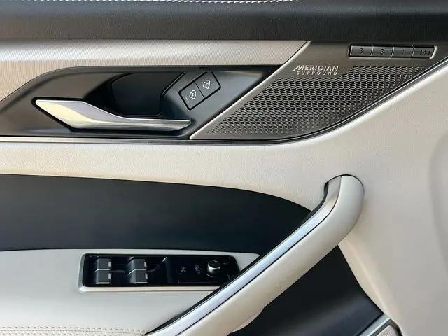 2025 Jaguar F-PACE R-Dynamic S P250 AWD Automatic