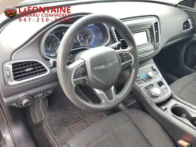 2016 Chrysler 200 Limited
