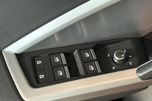 2021 Audi Q3 Premium 40 TFSI quattro Tiptronic