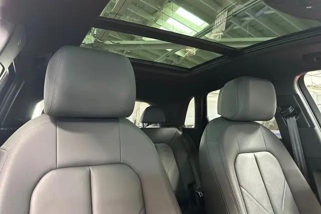 2021 Audi Q3 Premium 40 TFSI quattro Tiptronic