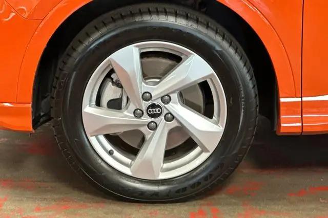2021 Audi Q3 Premium 40 TFSI quattro Tiptronic