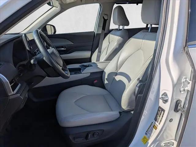 2024 Toyota Grand Highlander XLE