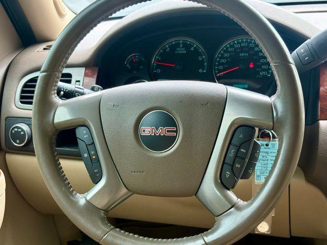 2011 GMC Yukon XL SLT