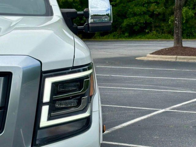 2023 Nissan Titan XD Crew Cab Platinum Reserve 4x4