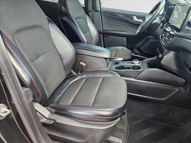 2024 Ford Escape ST-Line Select