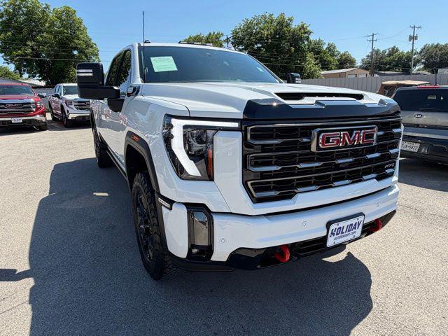 2024 GMC Sierra 2500HD 4WD Crew Cab Standard Bed AT4
