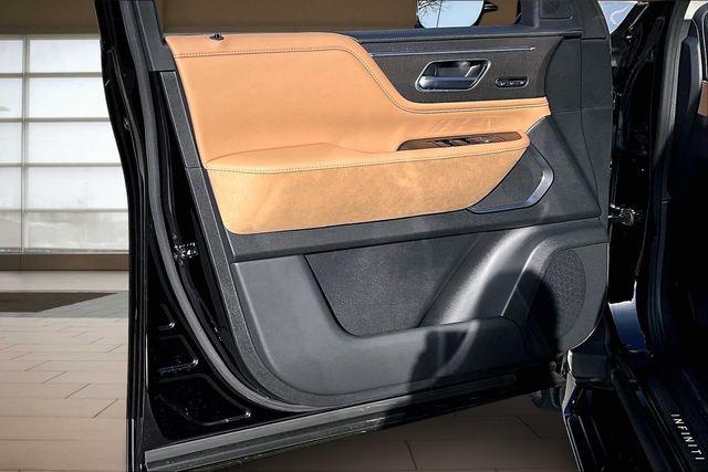 2026 INFINITI QX80 LUXE AWD