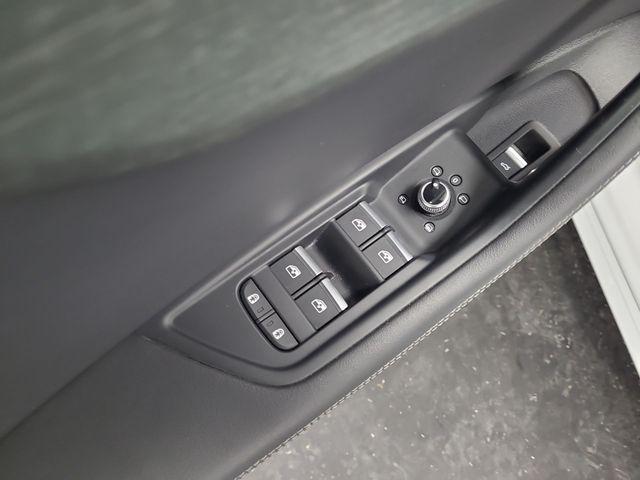 2022 Audi A4 Premium Plus 45 TFSI S line quattro S tronic