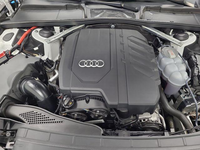2022 Audi A4 Premium Plus 45 TFSI S line quattro S tronic