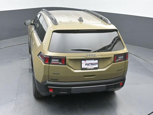 2026 Jeep Cherokee Laredo