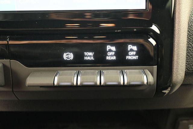 2026 Ram 2500 Black Express Crew Cab 4x4 6'4" Box