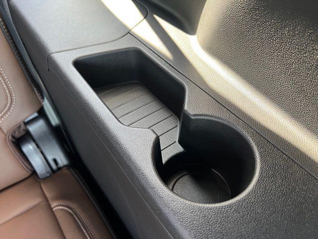2026 Chevrolet Suburban High Country, 4WD