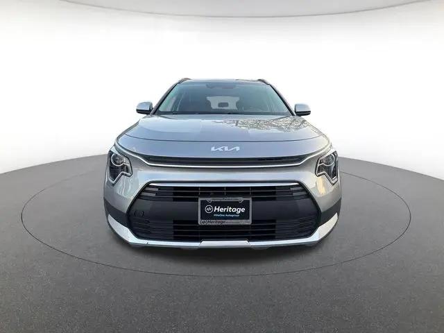 2023 Kia Niro LX
