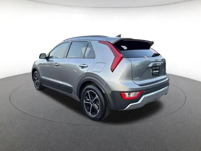 2023 Kia Niro LX