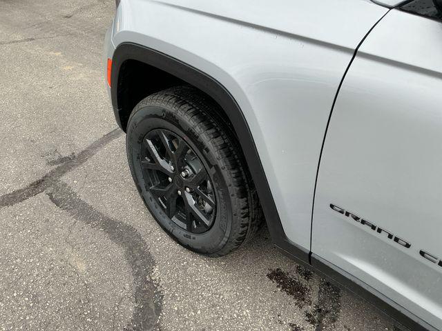 2026 Jeep Grand Cherokee L Altitude 4x4