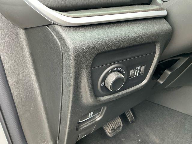 2026 Jeep Grand Cherokee L Altitude 4x4