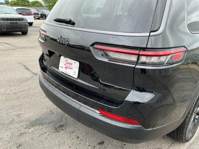2026 Jeep Grand Cherokee L Altitude 4x4