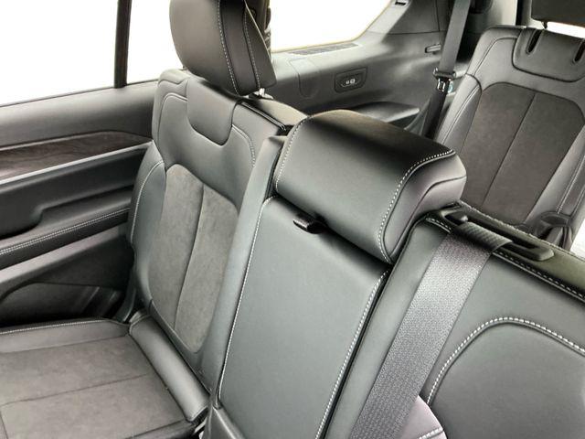 2026 Jeep Grand Cherokee L Altitude 4x4