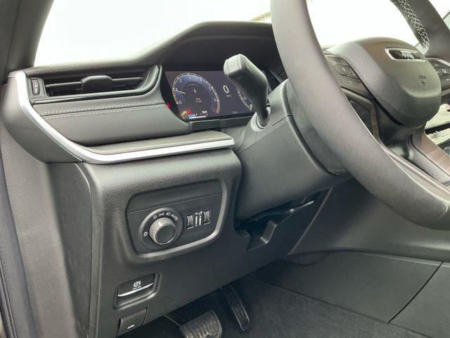 2026 Jeep Grand Cherokee L Altitude 4x4