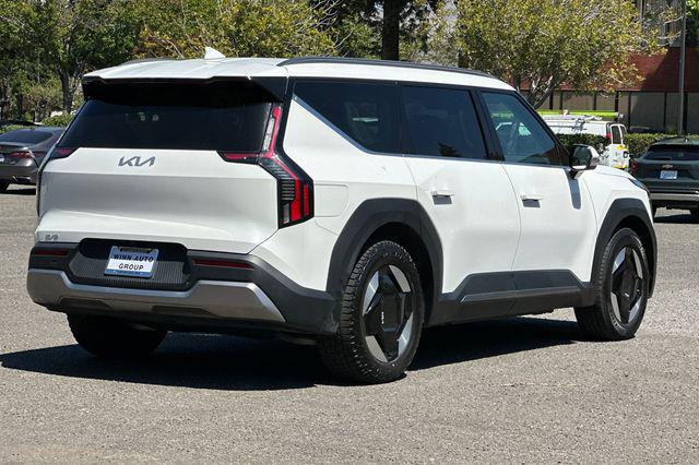 2024 Kia EV9 Wind