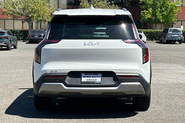 2024 Kia EV9 Wind