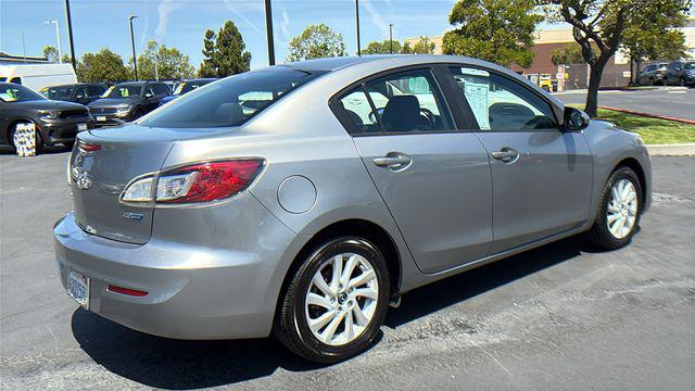 2013 Mazda Mazda3 i Touring