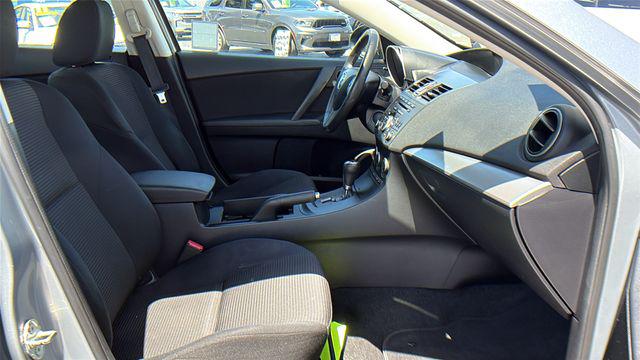 2013 Mazda Mazda3 i Touring