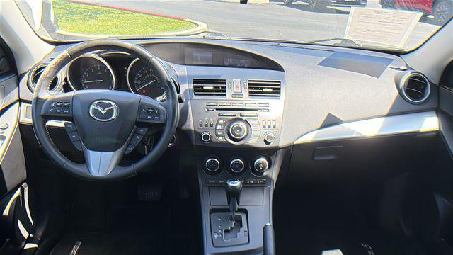 2013 Mazda Mazda3 i Touring