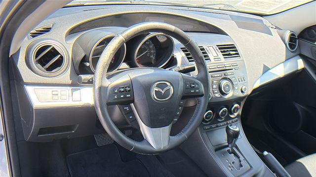 2013 Mazda Mazda3 i Touring
