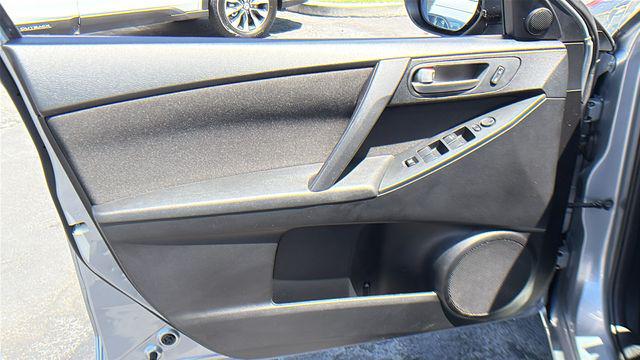 2013 Mazda Mazda3 i Touring