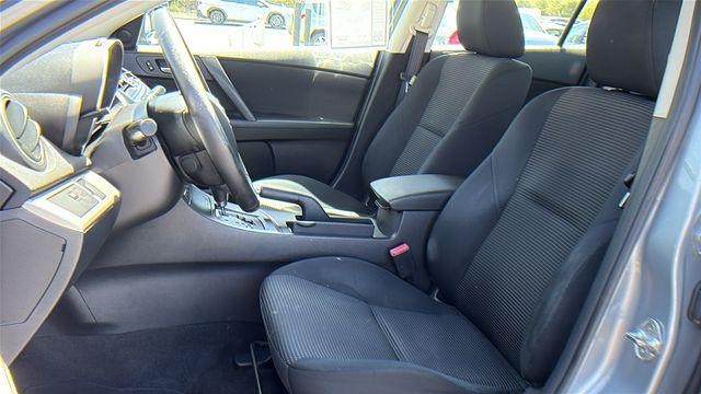 2013 Mazda Mazda3 i Touring