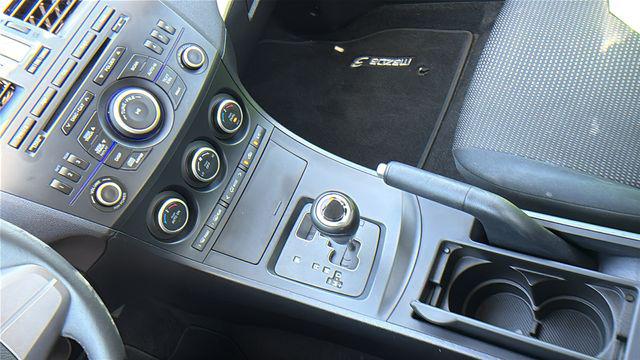 2013 Mazda Mazda3 i Touring