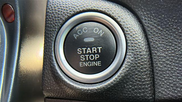 2013 Mazda Mazda3 i Touring
