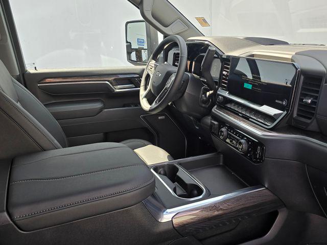 2026 Chevrolet Silverado 2500HD Crew Cab, Standard Bed, LTZ, 4WD