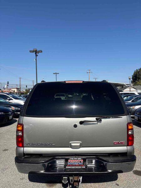 2003 GMC Yukon XL SLE