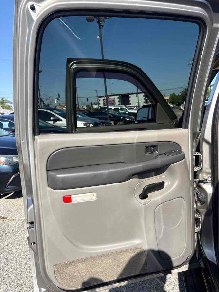 2003 GMC Yukon XL SLE