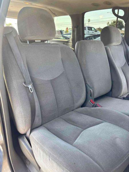 2003 GMC Yukon XL SLE