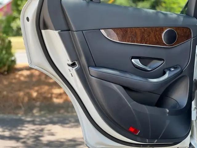 2018 Mercedes-Benz GLC GLC 300
