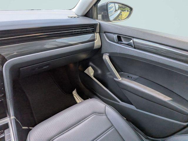 2020 Volkswagen Passat 2.0T R-Line
