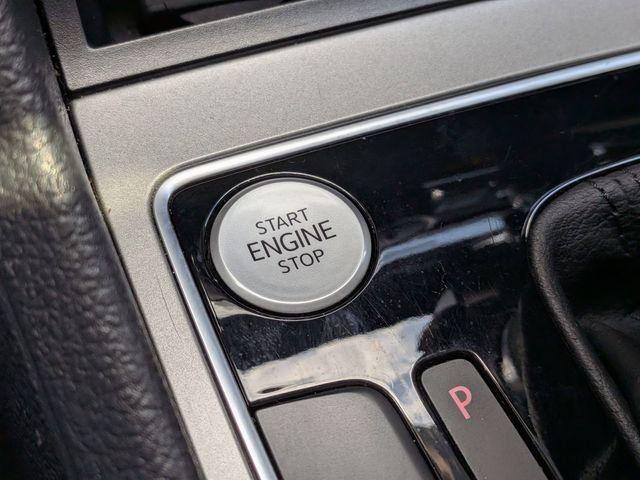 2020 Volkswagen Passat 2.0T R-Line